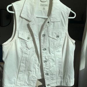 Jean Vest